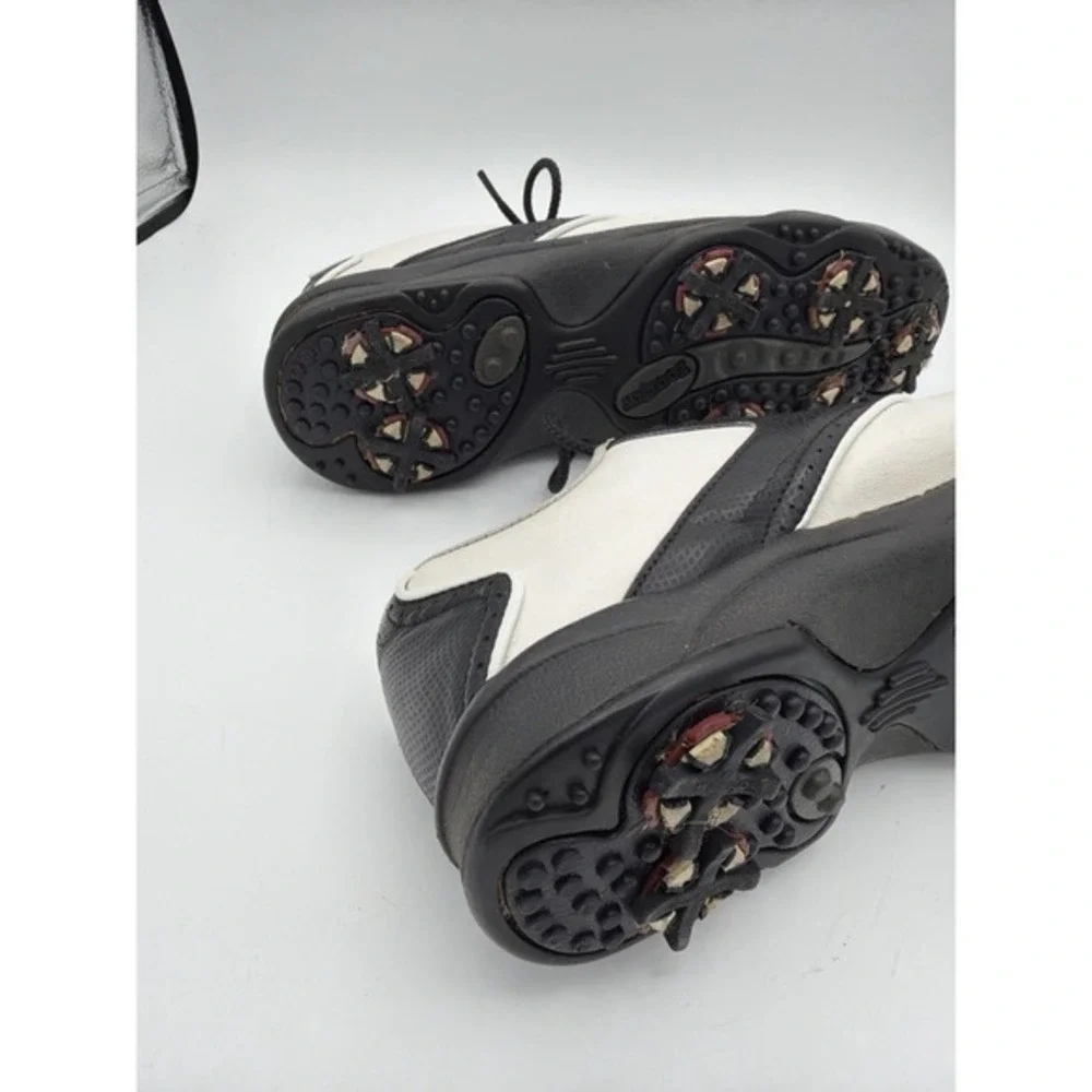 FootJoy‎ GreenJoys Golf Shoes Women's 7  White Black Saddle Soft Spike     1624